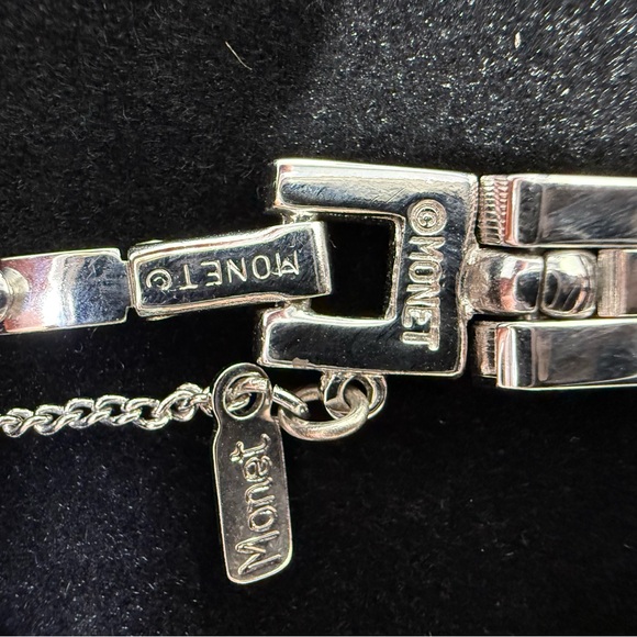 Vintage 80s Monet Shiny Silver-tone flat link Chain Bracelet 7” - Picture 5 of 5